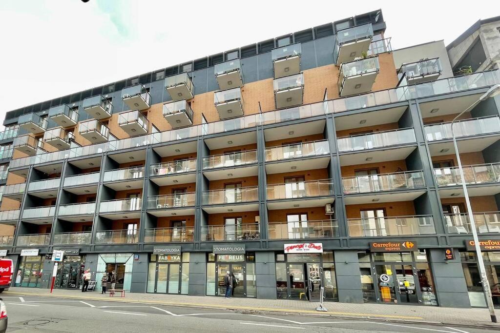 Apartament Okrzei Manufaktura Praga Warszawa
